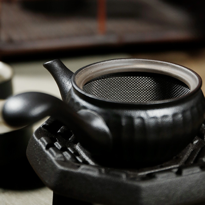 Petite théière japonaise