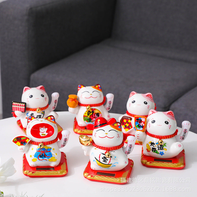 Maneki Neko ’Paix et Amour’ - 10 x cm