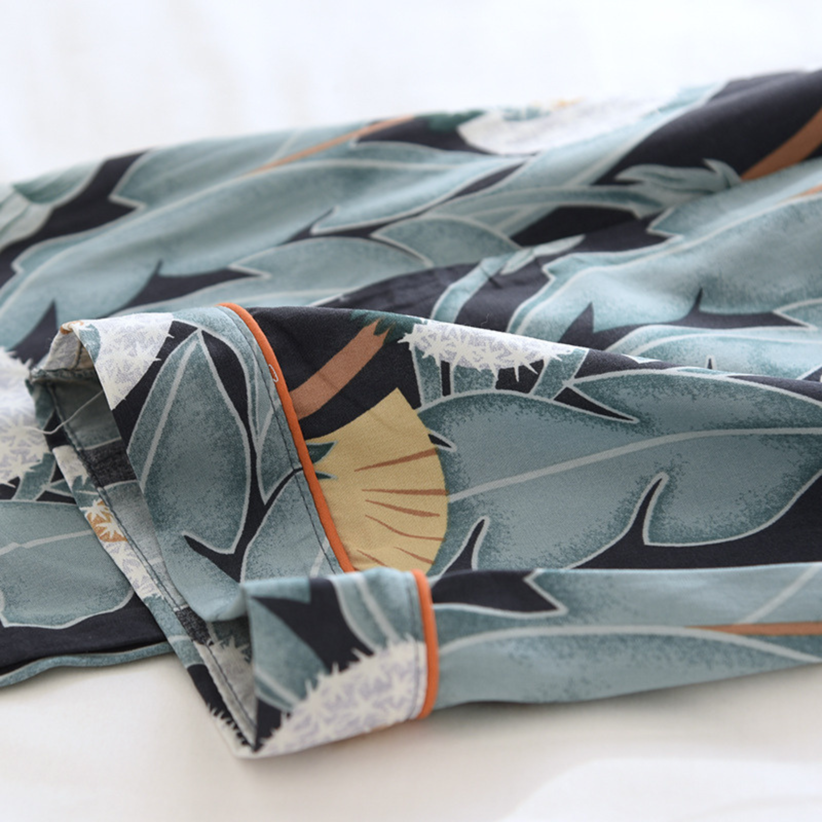 Pyjama Japonais en Satin pour Femme