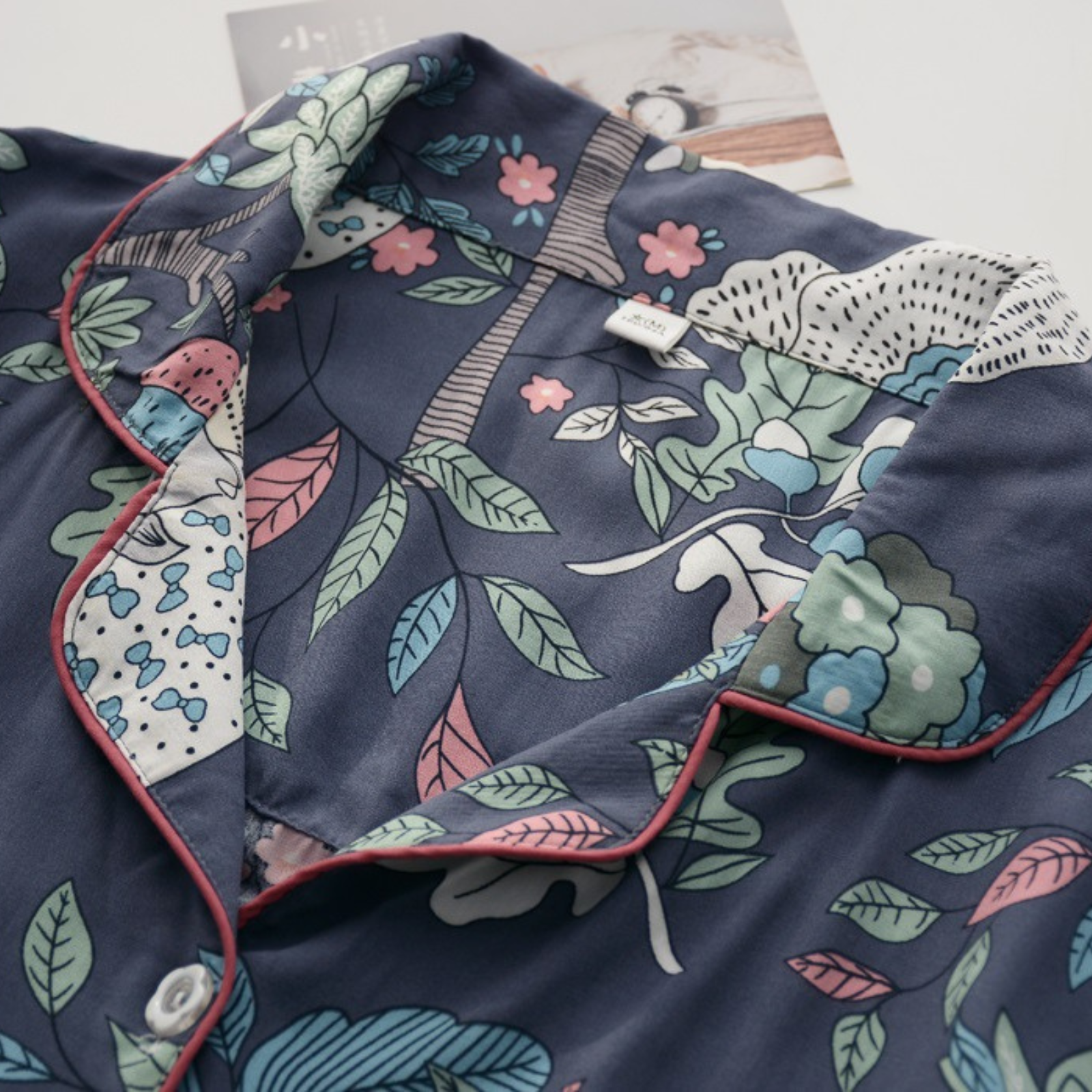 Pyjama Japonais en Satin pour Femme
