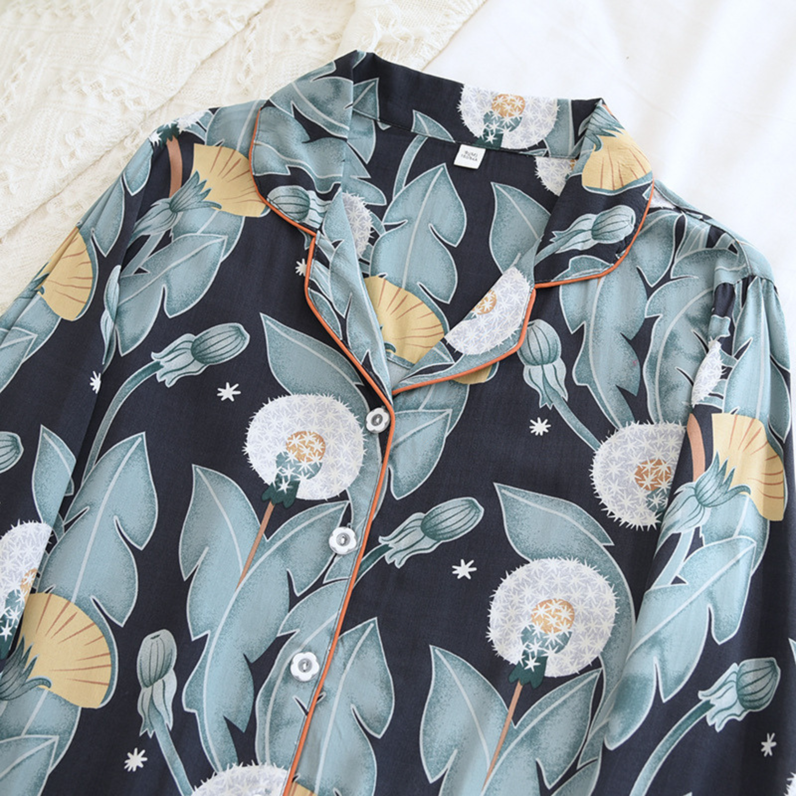 Pyjama Japonais en Satin pour Femme
