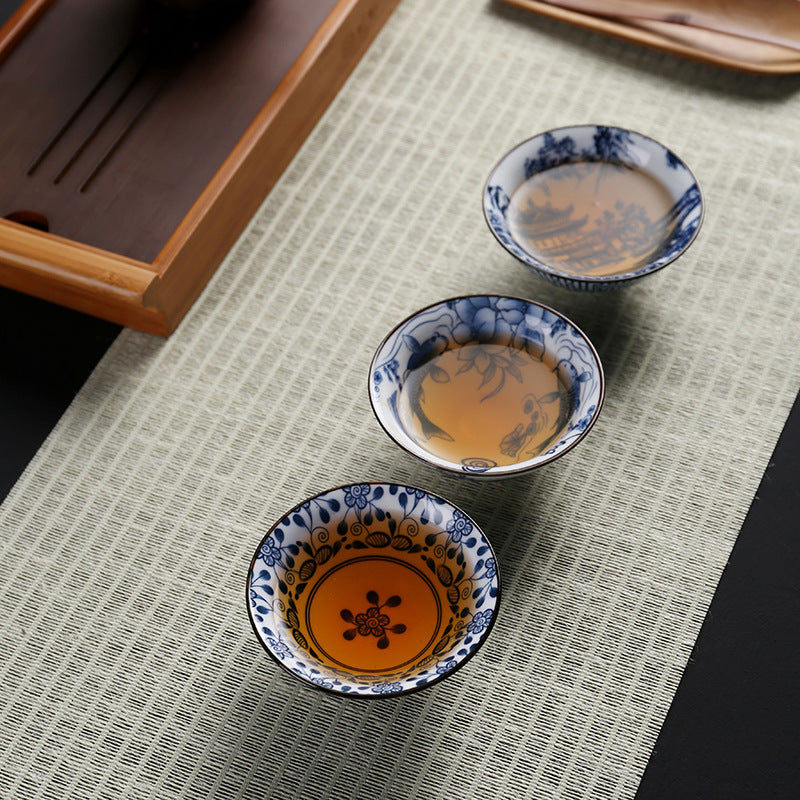 Tasse porcelaine fine japonais